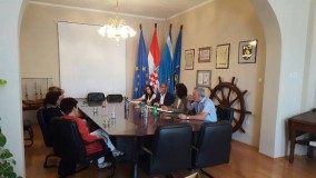 20160630_083317_resized